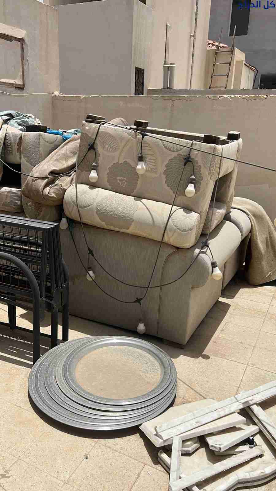 دينا نقل عفش داخل حي الرحمانيه 0556418907